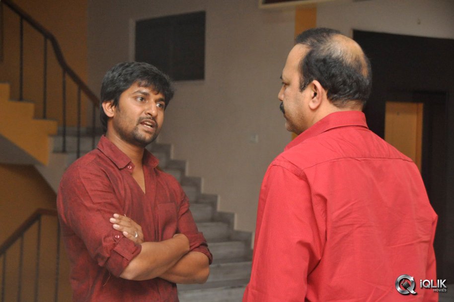 Celebs-at-Janda-Pai-Kapiraju-Movie-Special-Show